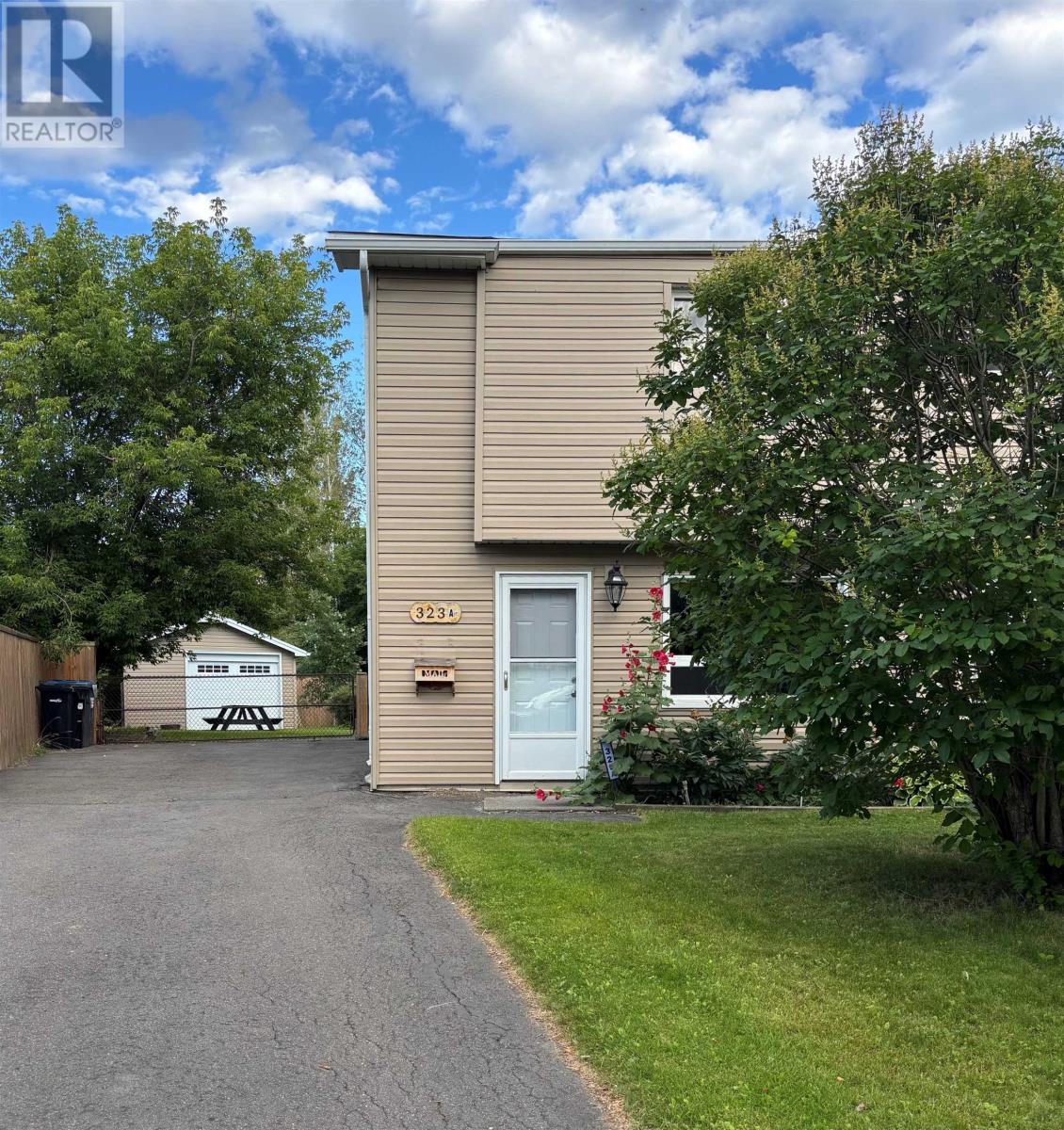 323a Wentworth Cres, Thunder Bay, Ontario  P7A 7S7 - Photo 1 - TB2602129