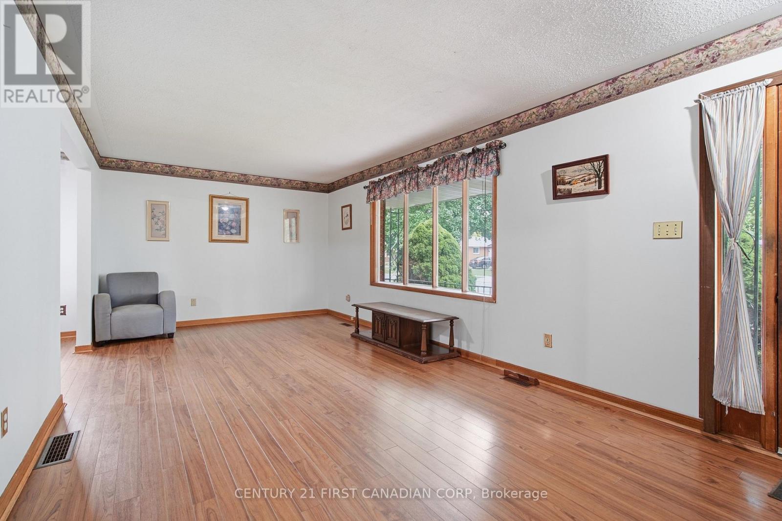 99 Muriel Crescent, London South, Ontario  N6E 2K4 - Photo 10 - X13663804
