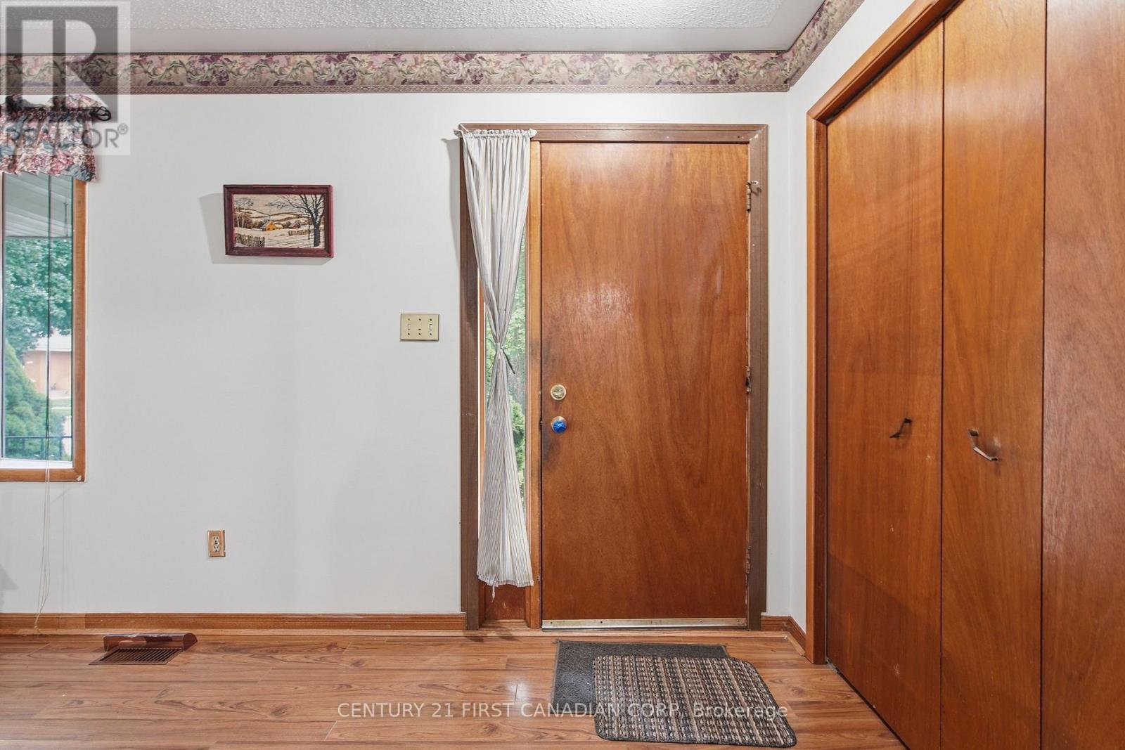 99 Muriel Crescent, London South, Ontario  N6E 2K4 - Photo 8 - X13663804