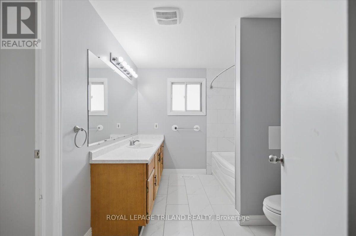 4 Chepstow Gate, London North, Ontario  N6G 3S7 - Photo 19 - X13663948