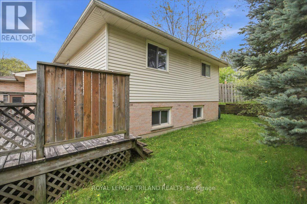 4 Chepstow Gate, London North, Ontario  N6G 3S7 - Photo 22 - X13663948