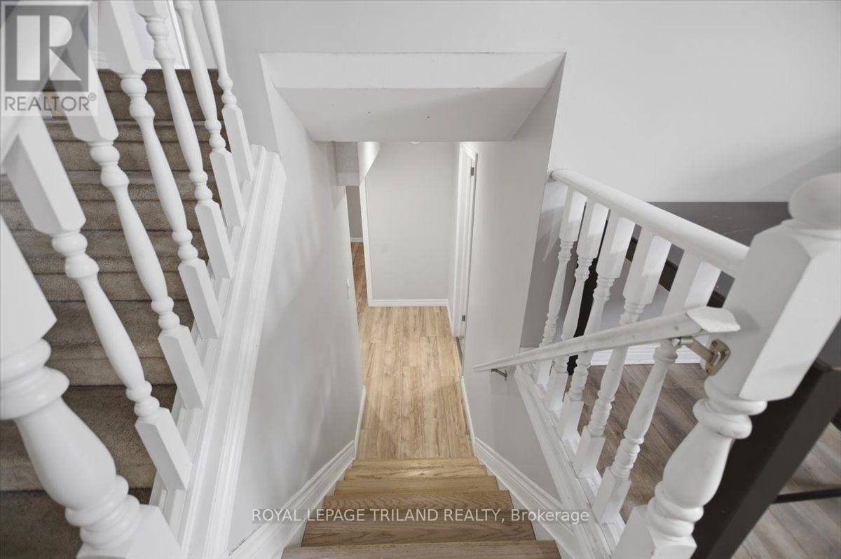 4 Chepstow Gate, London North, Ontario  N6G 3S7 - Photo 6 - X13663948