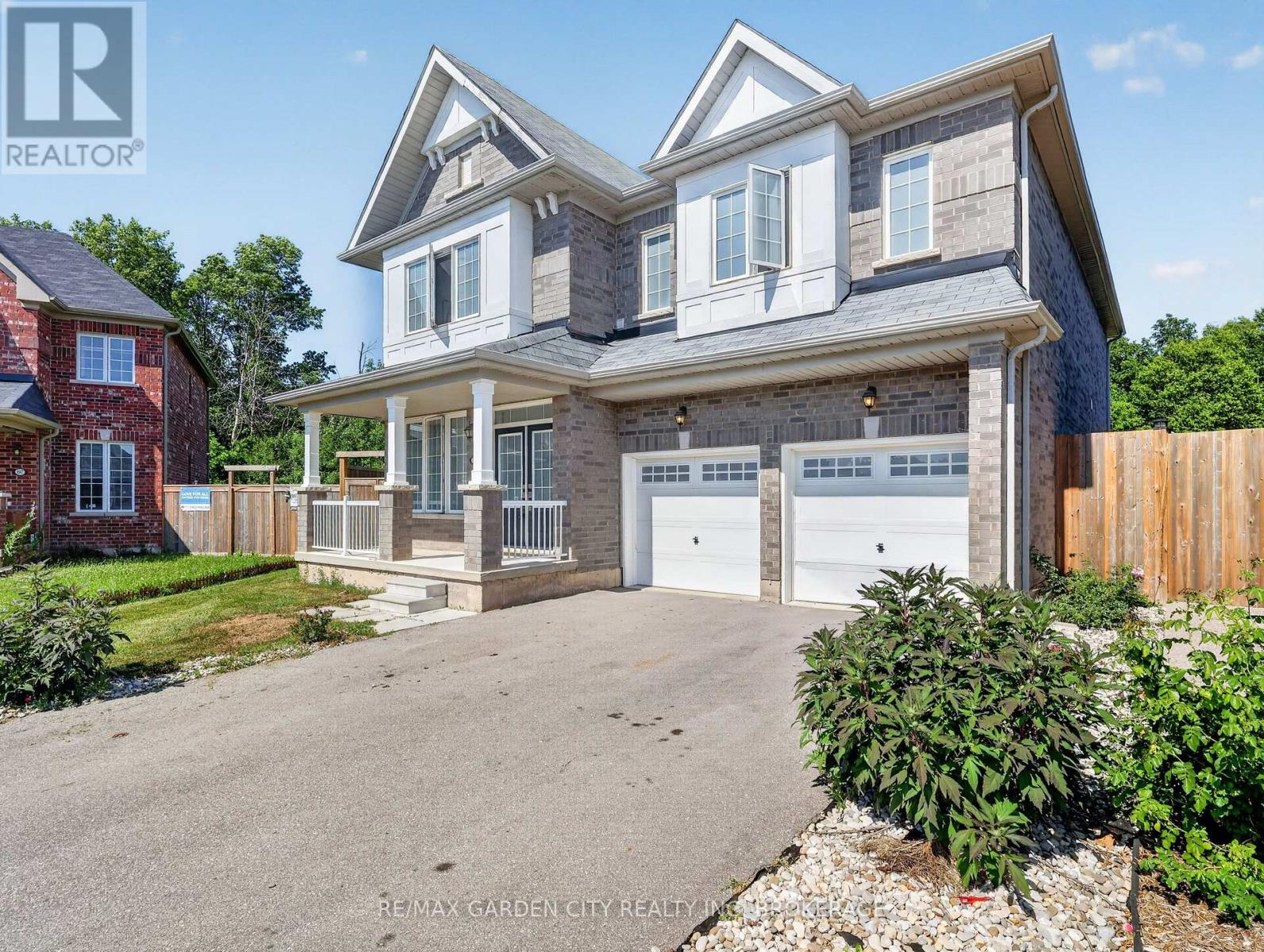 7568 Tupelo Crescent, Niagara Falls, Ontario  L2H 3S5 - Photo 2 - X13663818