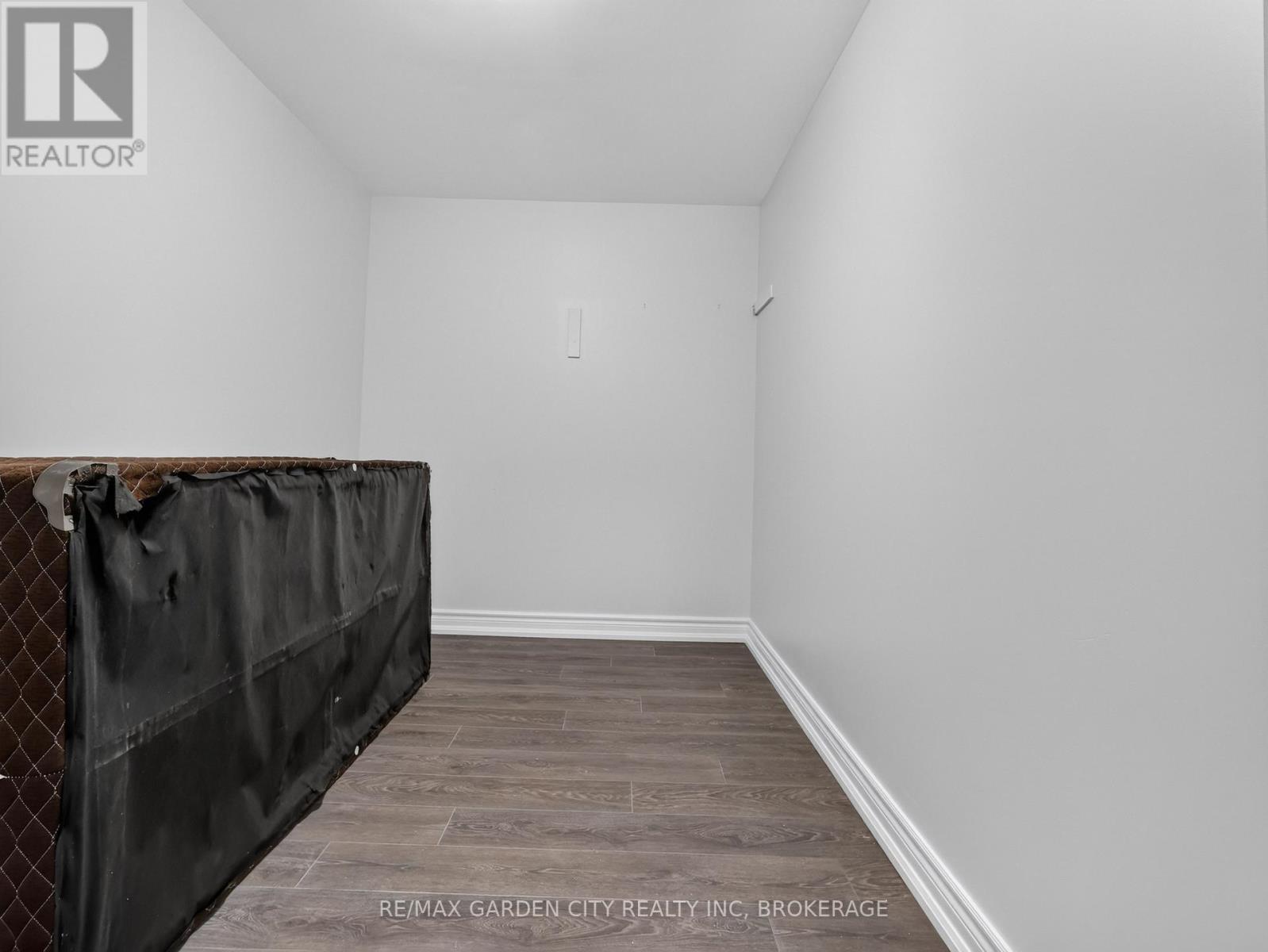 7568 Tupelo Crescent, Niagara Falls, Ontario  L2H 3S5 - Photo 30 - X13663818