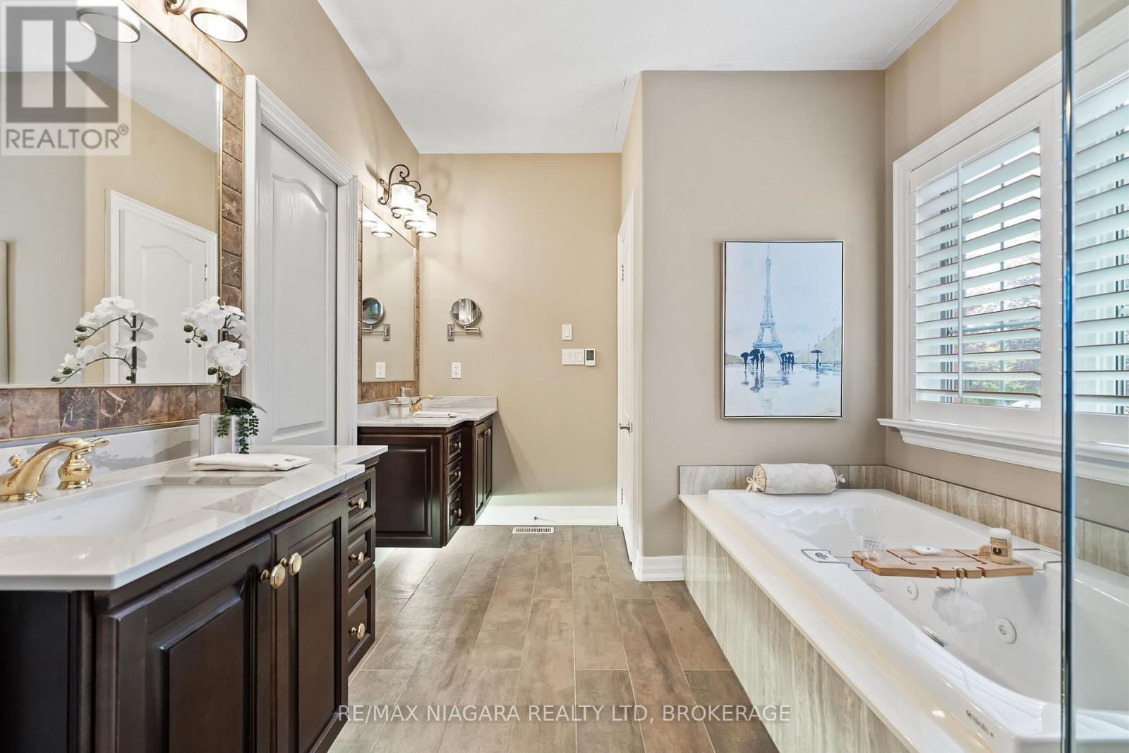 9 Lucia Court, Niagara-On-The-Lake (Town), Ontario  L0S 1J0 - Photo 19 - X13663838