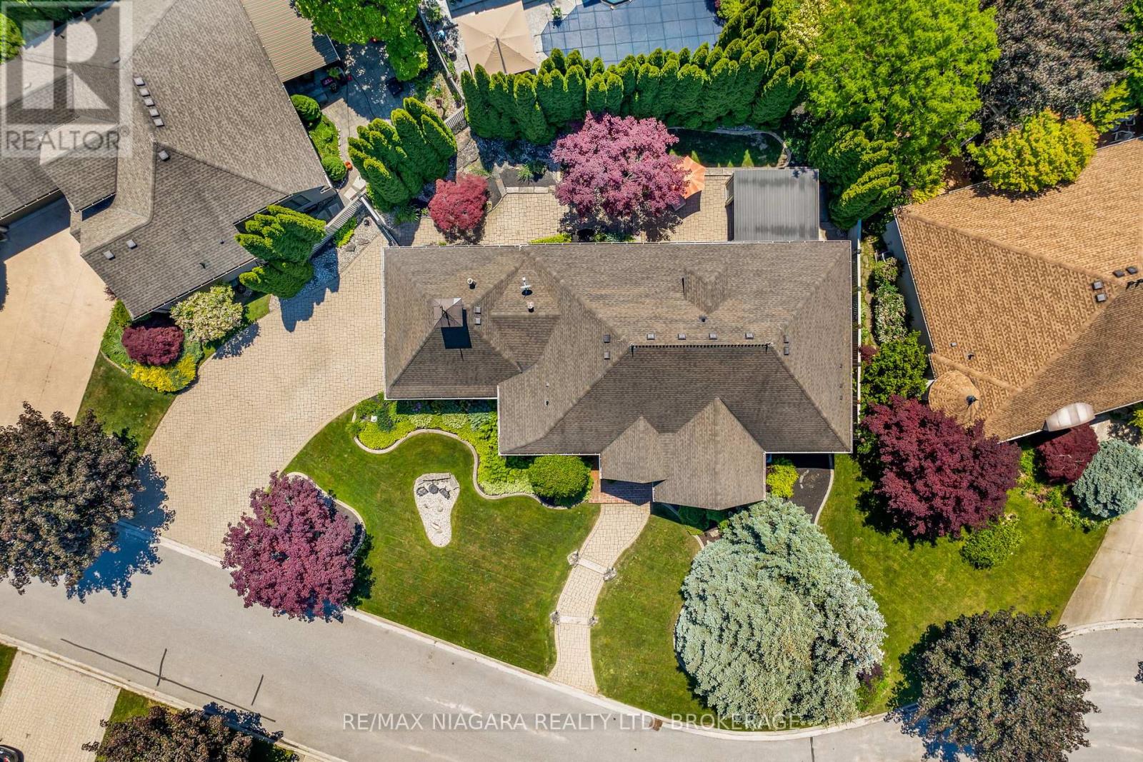9 Lucia Court, Niagara-On-The-Lake (Town), Ontario  L0S 1J0 - Photo 43 - X13663838