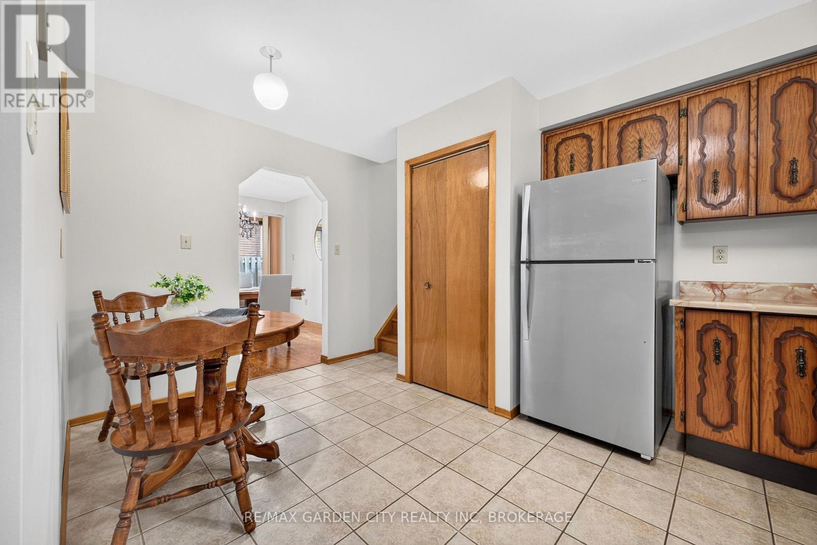 145 Adis Avenue, Hamilton, Ontario  L9C 6T9 - Photo 13 - X13663904