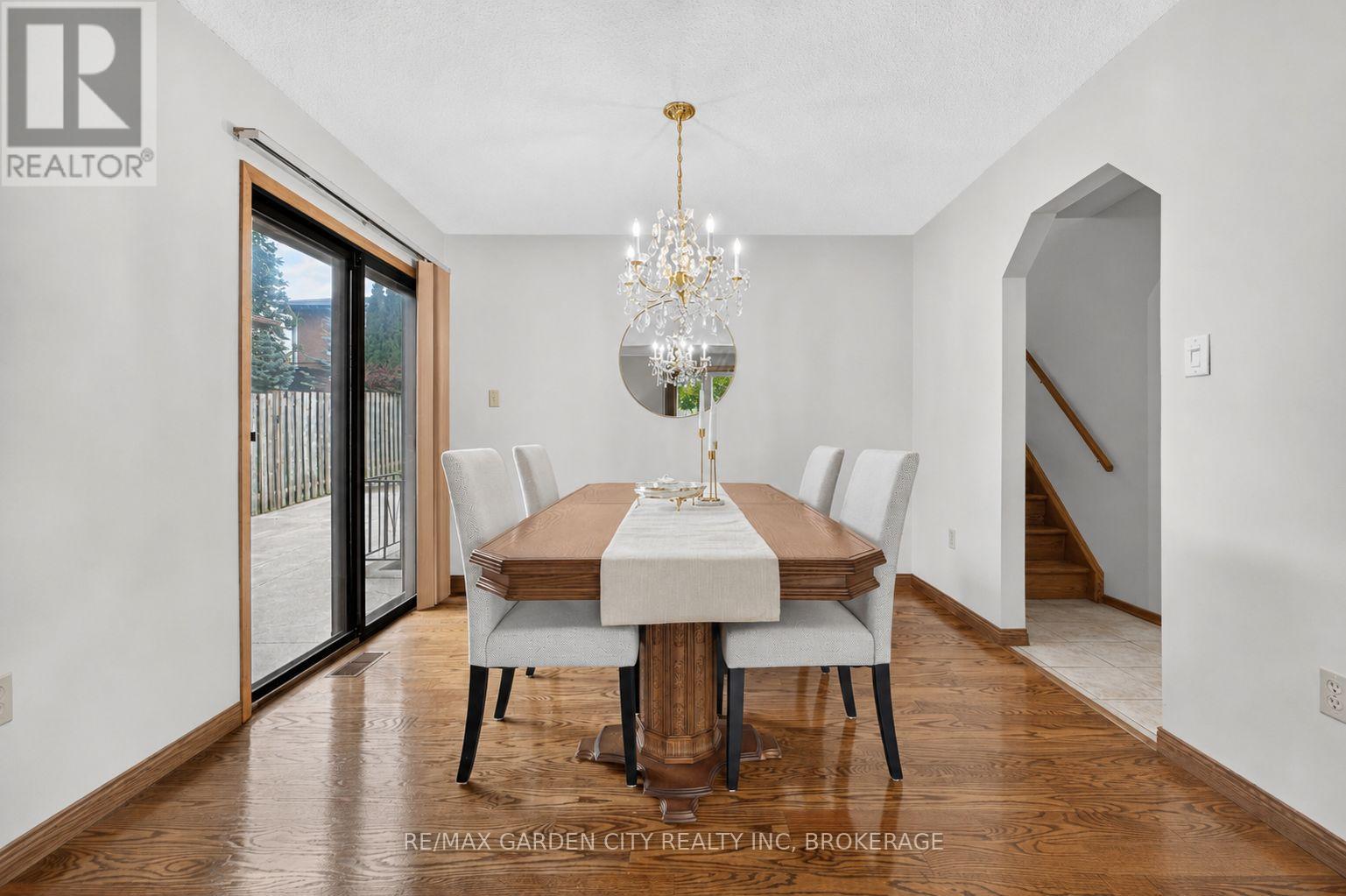 145 Adis Avenue, Hamilton, Ontario  L9C 6T9 - Photo 14 - X13663904