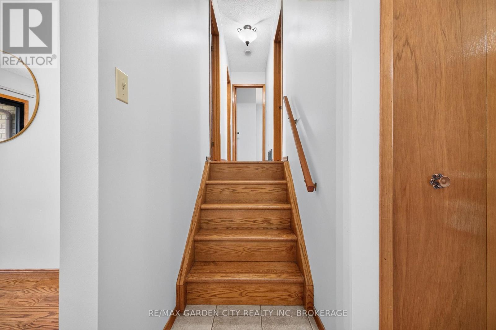145 Adis Avenue, Hamilton, Ontario  L9C 6T9 - Photo 17 - X13663904