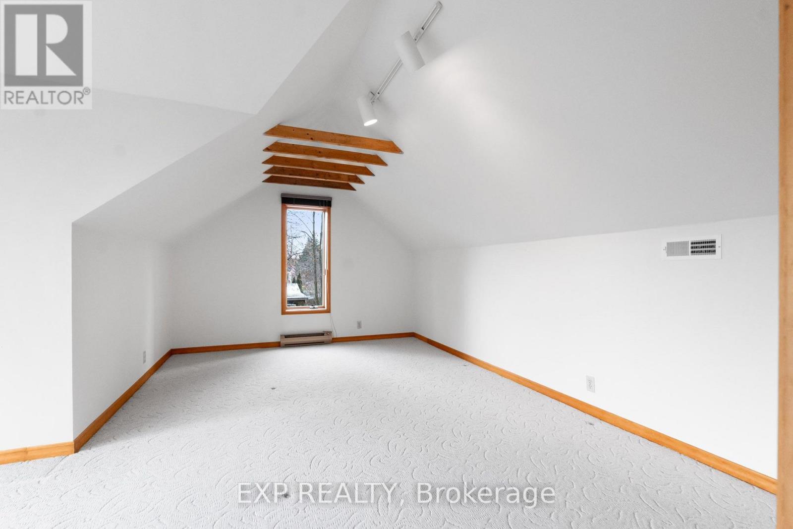 2052 York Road, Niagara-On-The-Lake, Ontario  L0S 1J0 - Photo 17 - X13663974