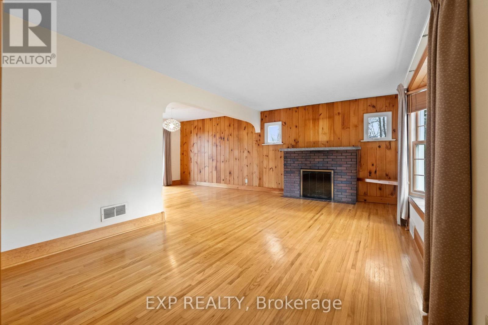 2052 York Road, Niagara-On-The-Lake, Ontario  L0S 1J0 - Photo 6 - X13663974