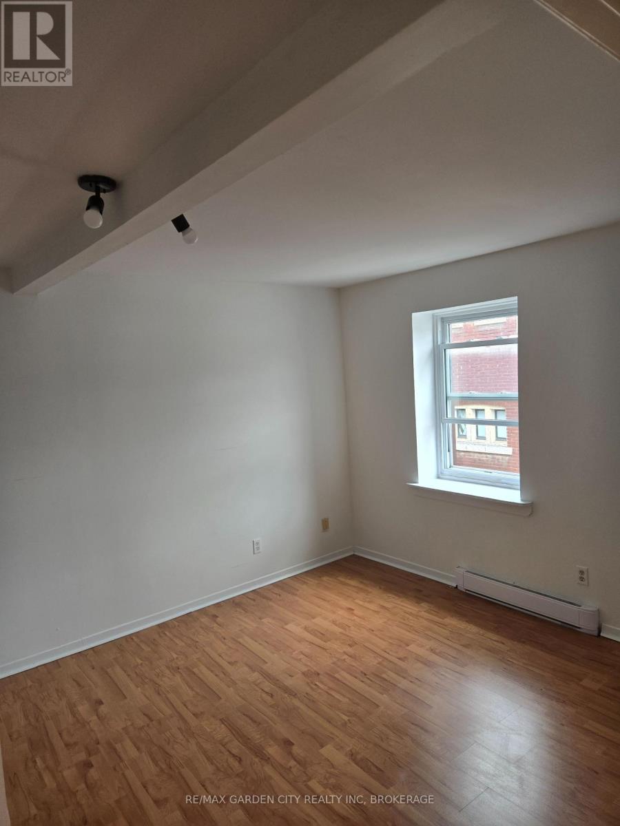 6 - 5126 Victoria Avenue, Niagara Falls, Ontario  L2E 4E3 - Photo 10 - X13663976