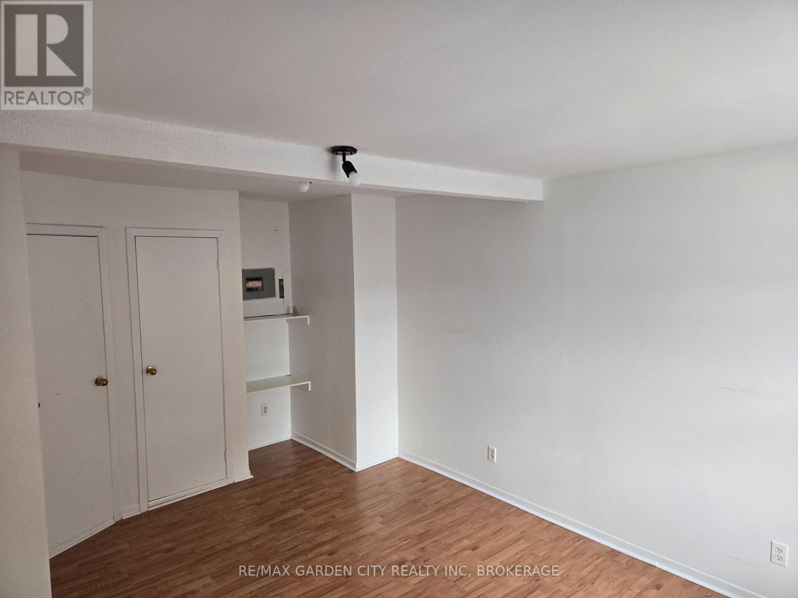 6 - 5126 Victoria Avenue, Niagara Falls, Ontario  L2E 4E3 - Photo 11 - X13663976