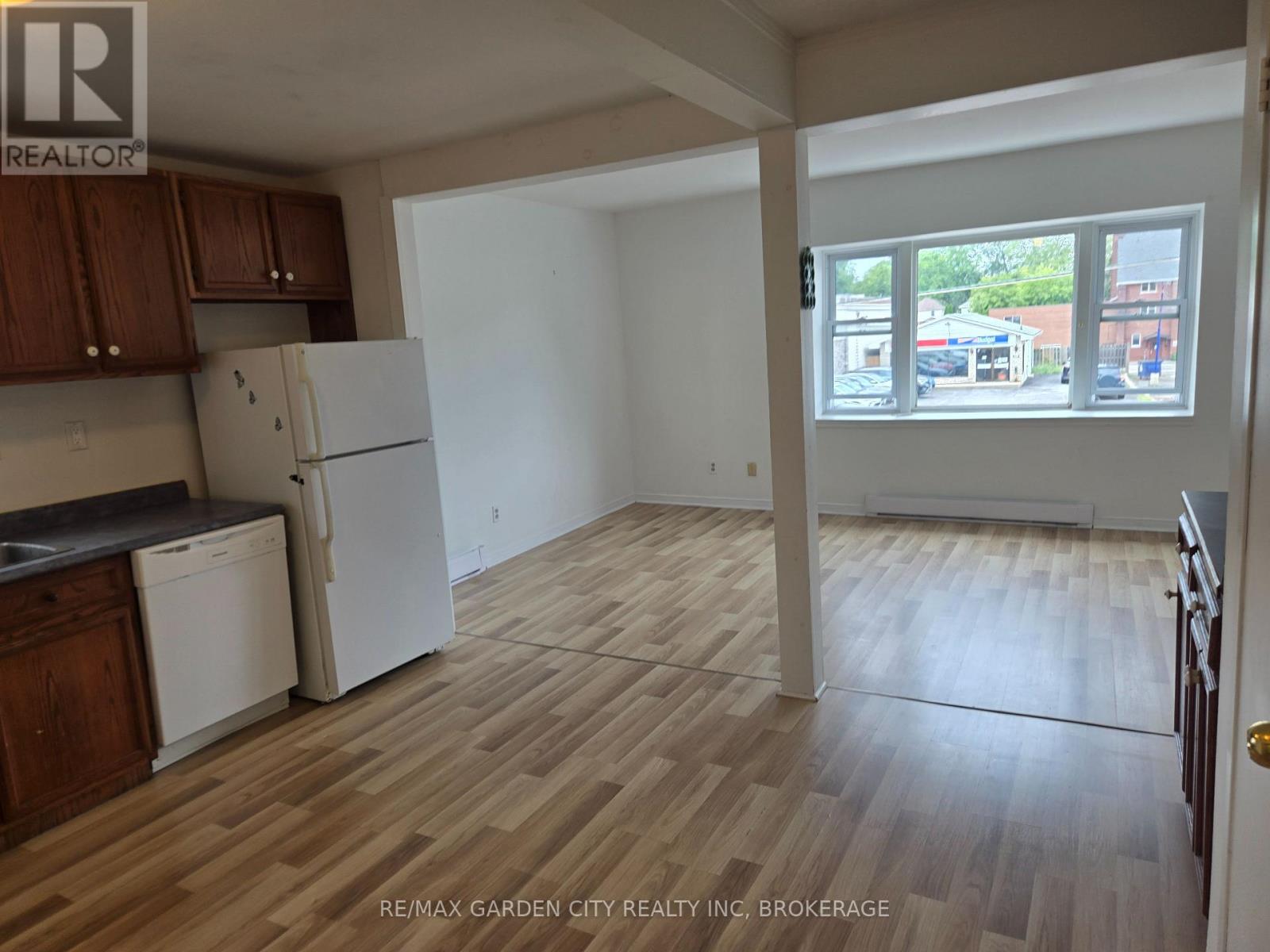 6 - 5126 Victoria Avenue, Niagara Falls, Ontario  L2E 4E3 - Photo 4 - X13663976