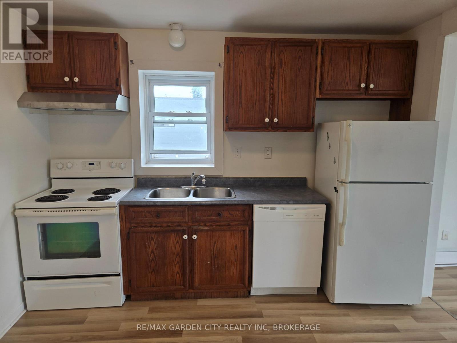 6 - 5126 Victoria Avenue, Niagara Falls, Ontario  L2E 4E3 - Photo 5 - X13663976