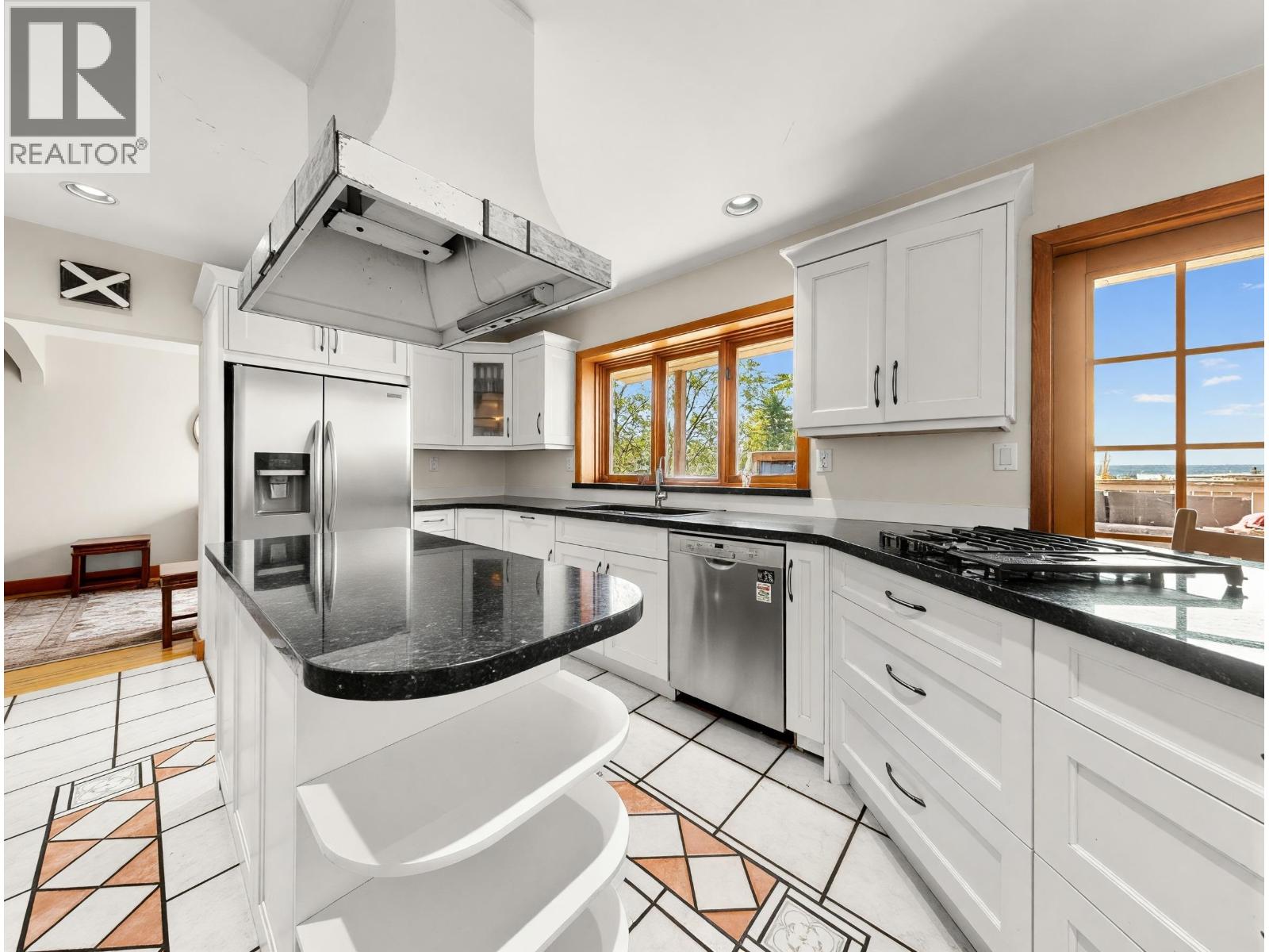 2148 Kings Avenue, West Vancouver, British Columbia  V7V 2B8 - Photo 4 - R3126000