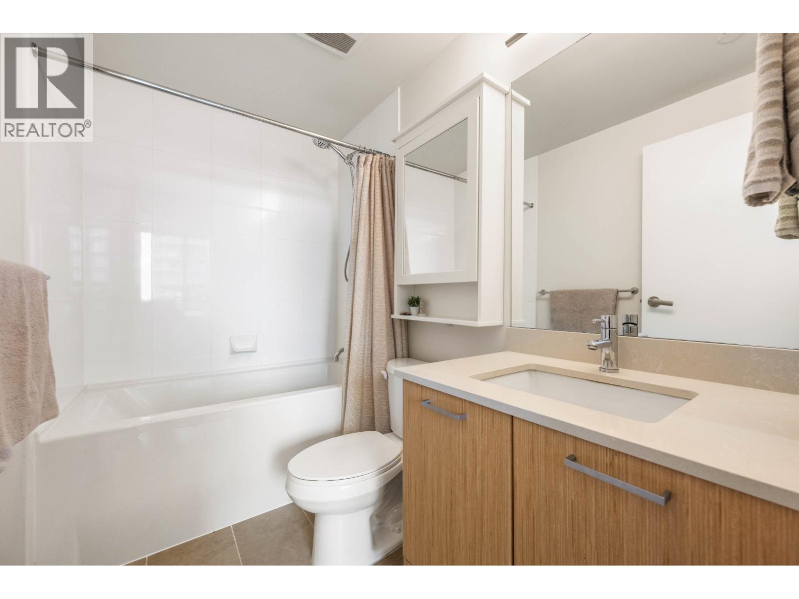 1707 301 Capilano Road, Port Moody, British Columbia  V3H 0G6 - Photo 20 - R3137037