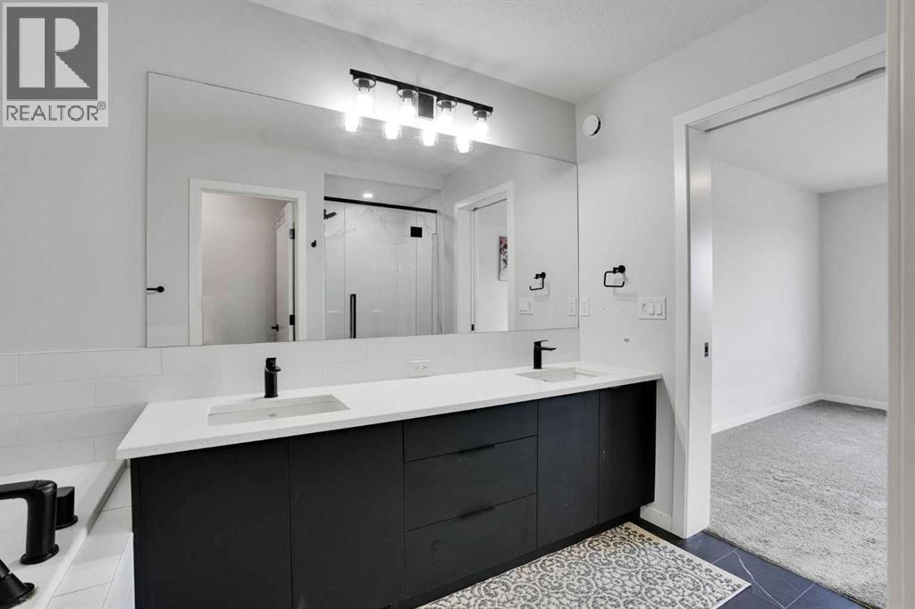 1014 Bayview Rise Sw, Airdrie, Alberta  T4B 5K4 - Photo 40 - A2336164