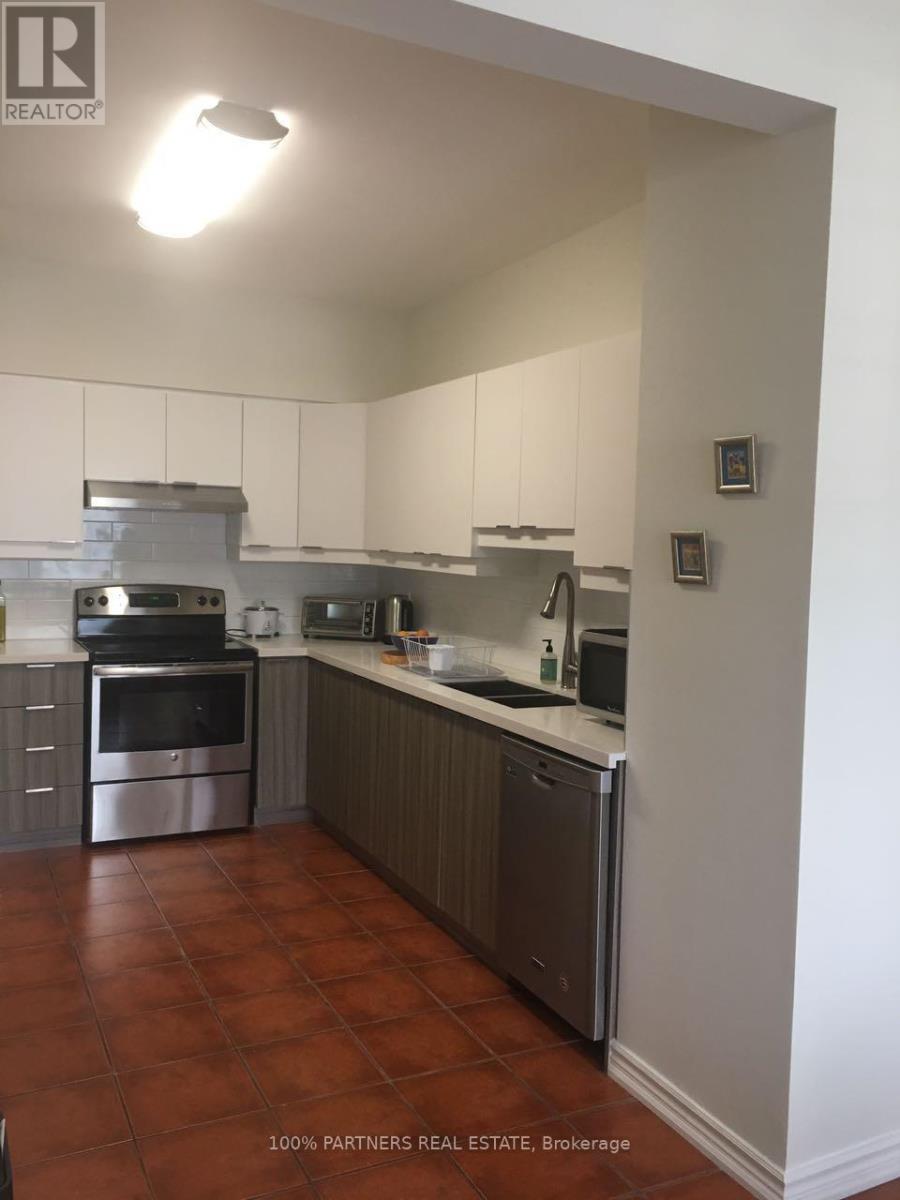 34 - 1570 Richmond Street, London North, Ontario  N6G 4W2 - Photo 2 - X13341036