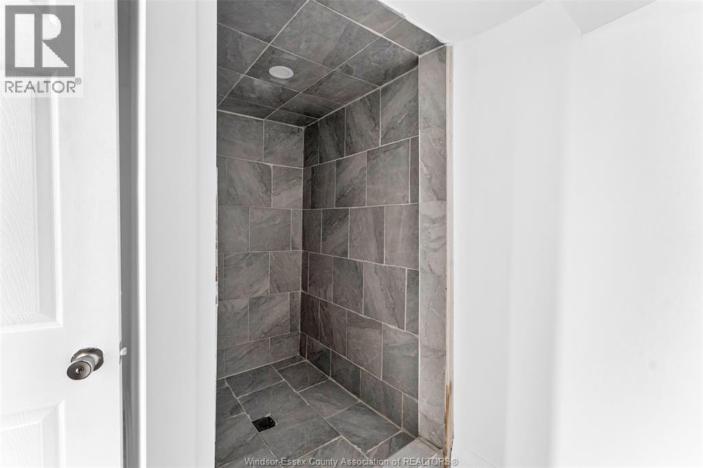 578 Brock Street, Windsor, Ontario  N9C 2T2 - Photo 27 - 26019455