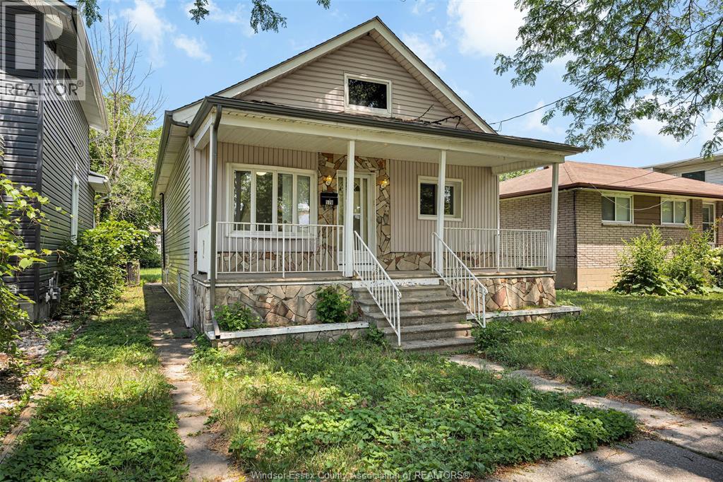 578 Brock Street, Windsor, Ontario  N9C 2T2 - Photo 4 - 26019455