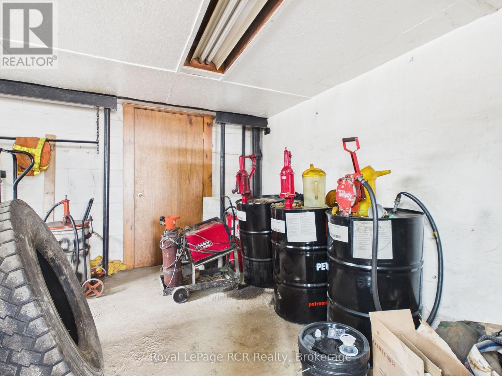 165 Clark Street, Blue Mountains, Ontario  N0H 1J0 - Photo 13 - X13663842
