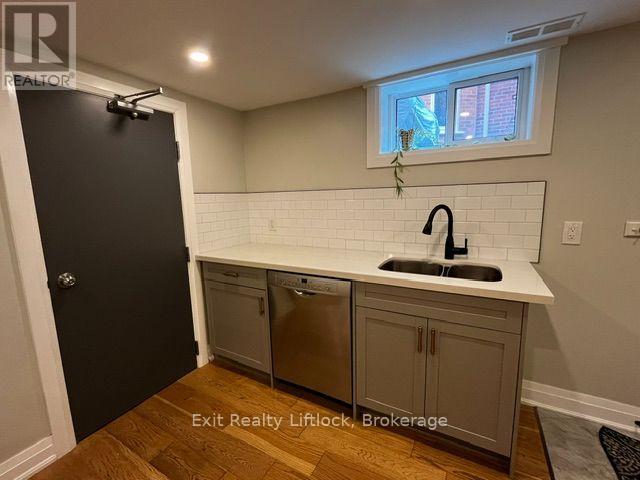 Basement - 450 Weller Street, Peterborough, Ontario  K9H 2N6 - Photo 2 - X13663916
