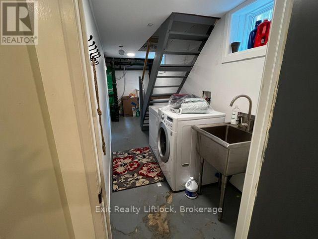 Basement - 450 Weller Street, Peterborough, Ontario  K9H 2N6 - Photo 3 - X13663916