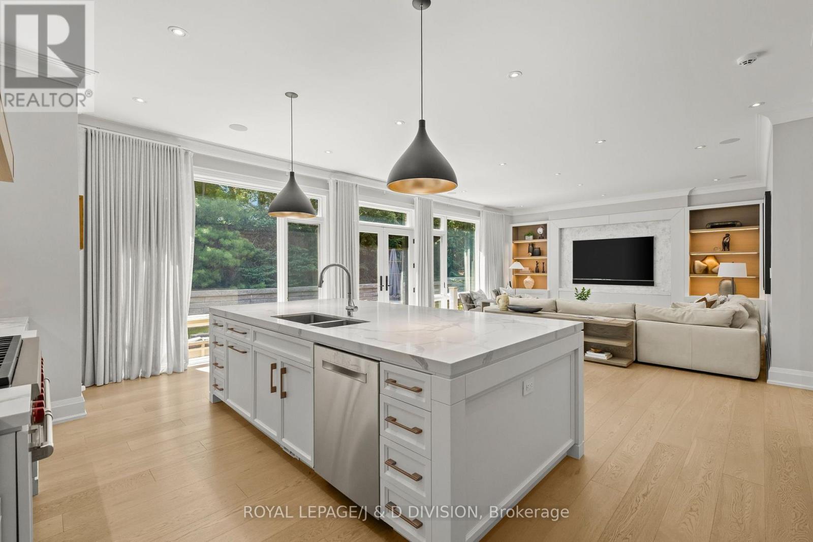 5 Pine Forest Road, Toronto, Ontario  M4N 3E6 - Photo 15 - C13663864