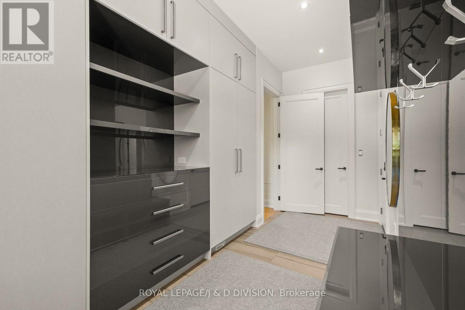 5 Pine Forest Road, Toronto, Ontario  M4N 3E6 - Photo 20 - C13663864