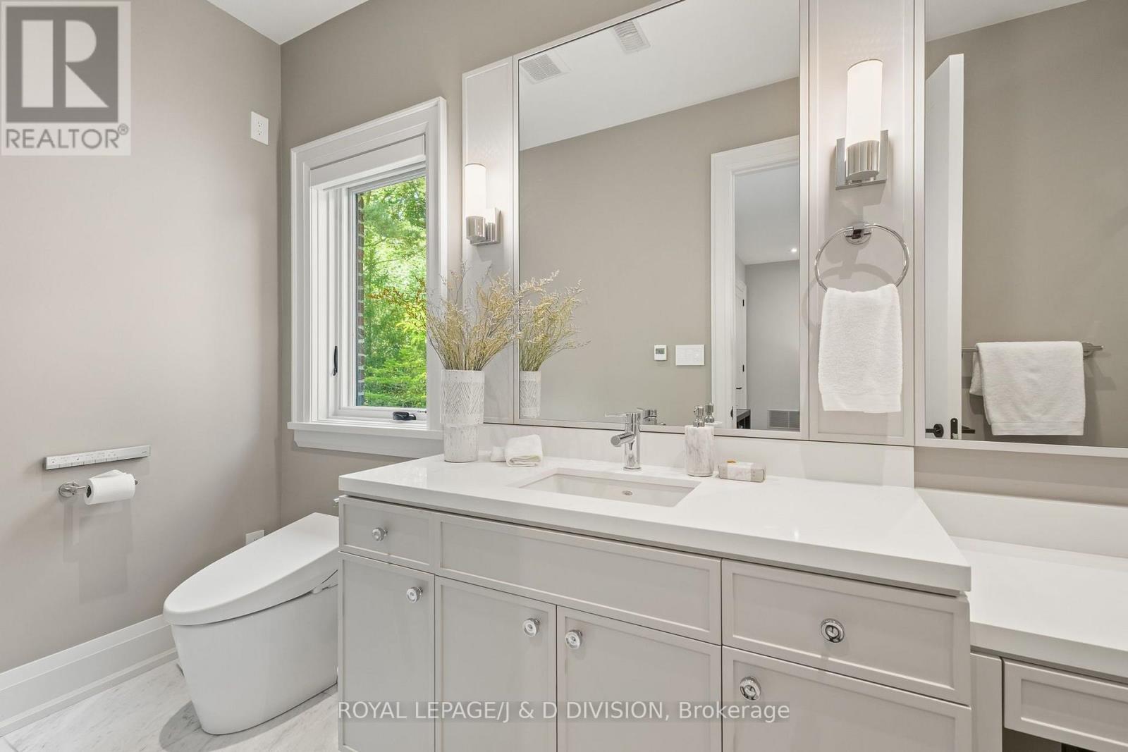 5 Pine Forest Road, Toronto, Ontario  M4N 3E6 - Photo 37 - C13663864