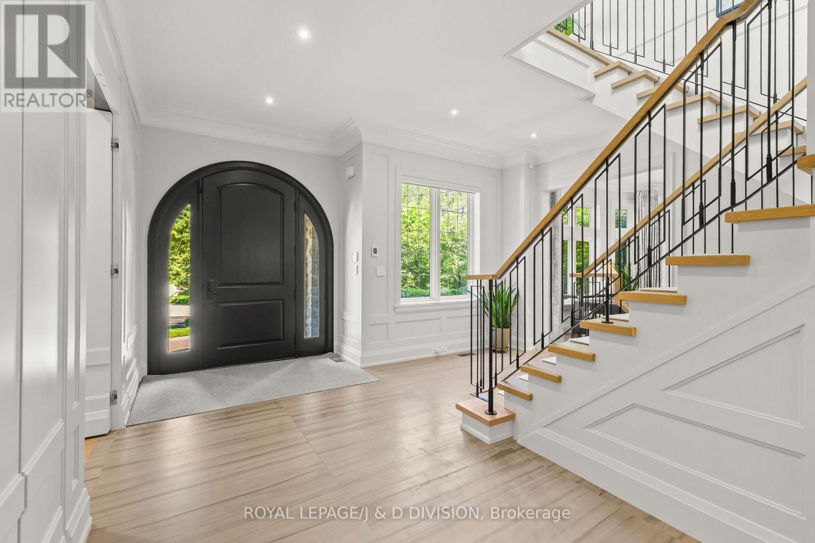 5 Pine Forest Road, Toronto, Ontario  M4N 3E6 - Photo 5 - C13663864