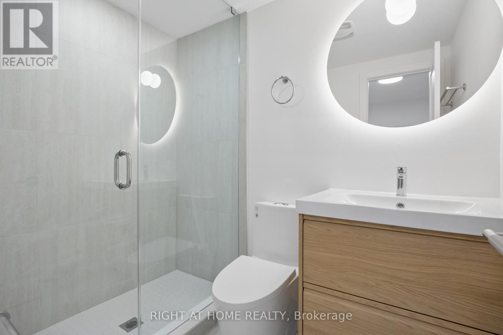 2 - 91 Barton Avenue, Toronto, Ontario  M6G 1P7 - Photo 17 - C13663906