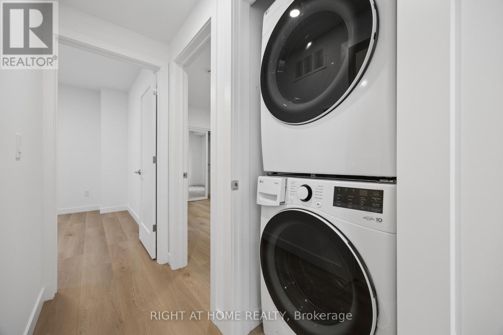 2 - 91 Barton Avenue, Toronto, Ontario  M6G 1P7 - Photo 18 - C13663906