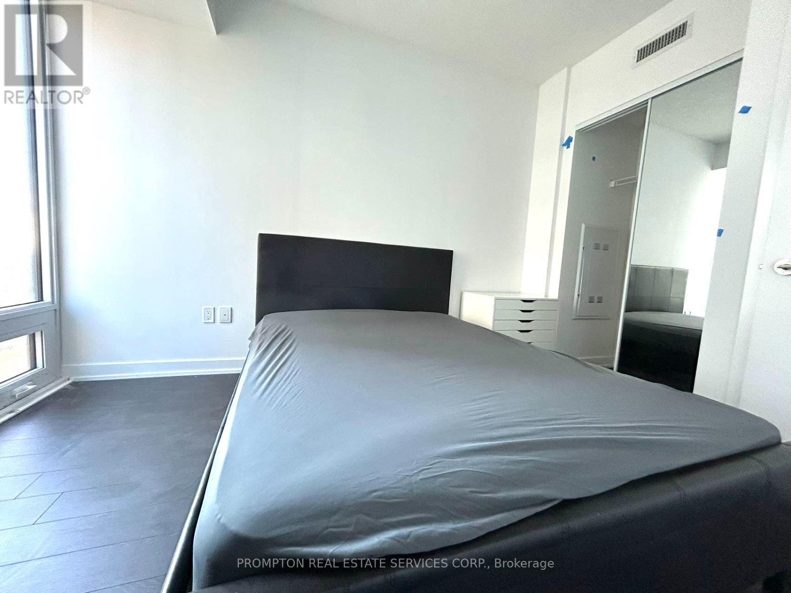 2806 - 238 Simcoe Street, Toronto, Ontario  M5T 0E2 - Photo 5 - C13664002
