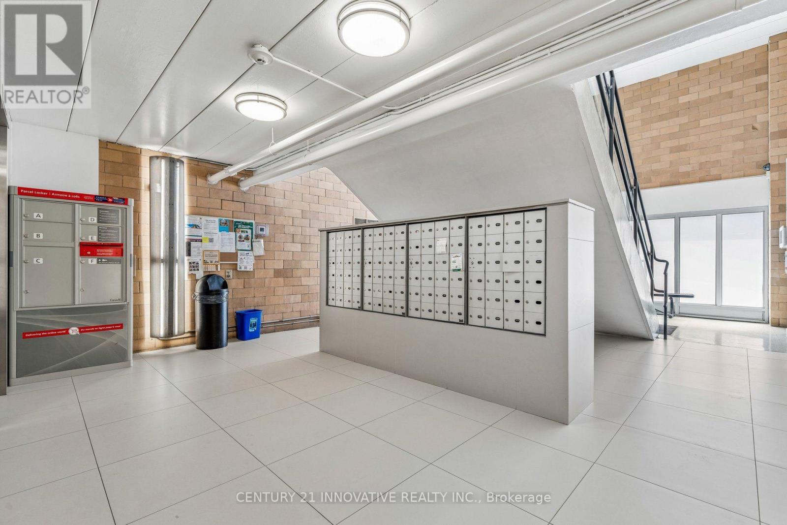 420 - 160 Baldwin St Street, Toronto, Ontario  M5T 3K7 - Photo 3 - C13664032