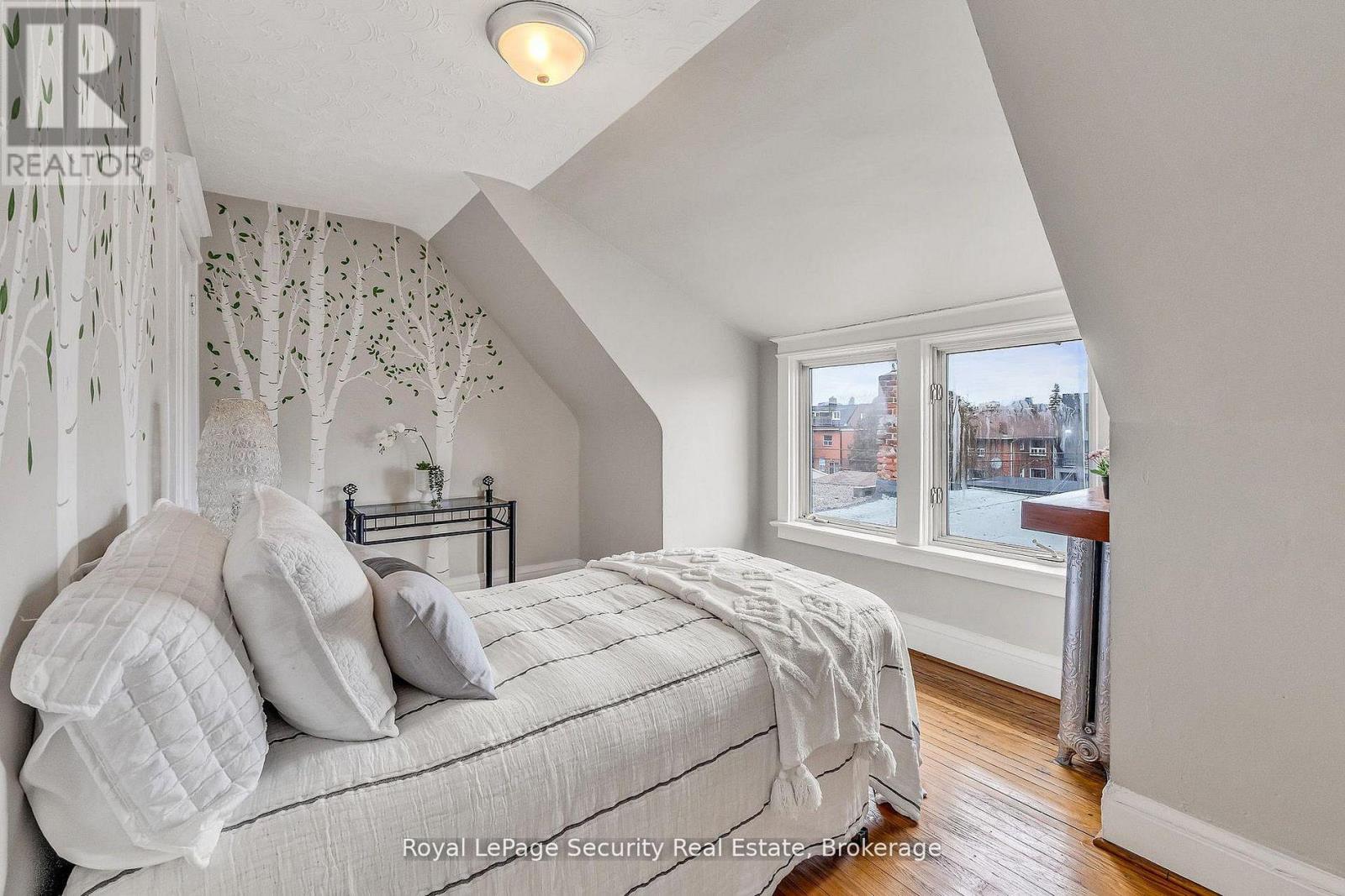 667 Ossington Avenue, Toronto (Palmerston-Little Italy), Ontario  M6G 3T6 - Photo 32 - C13664036