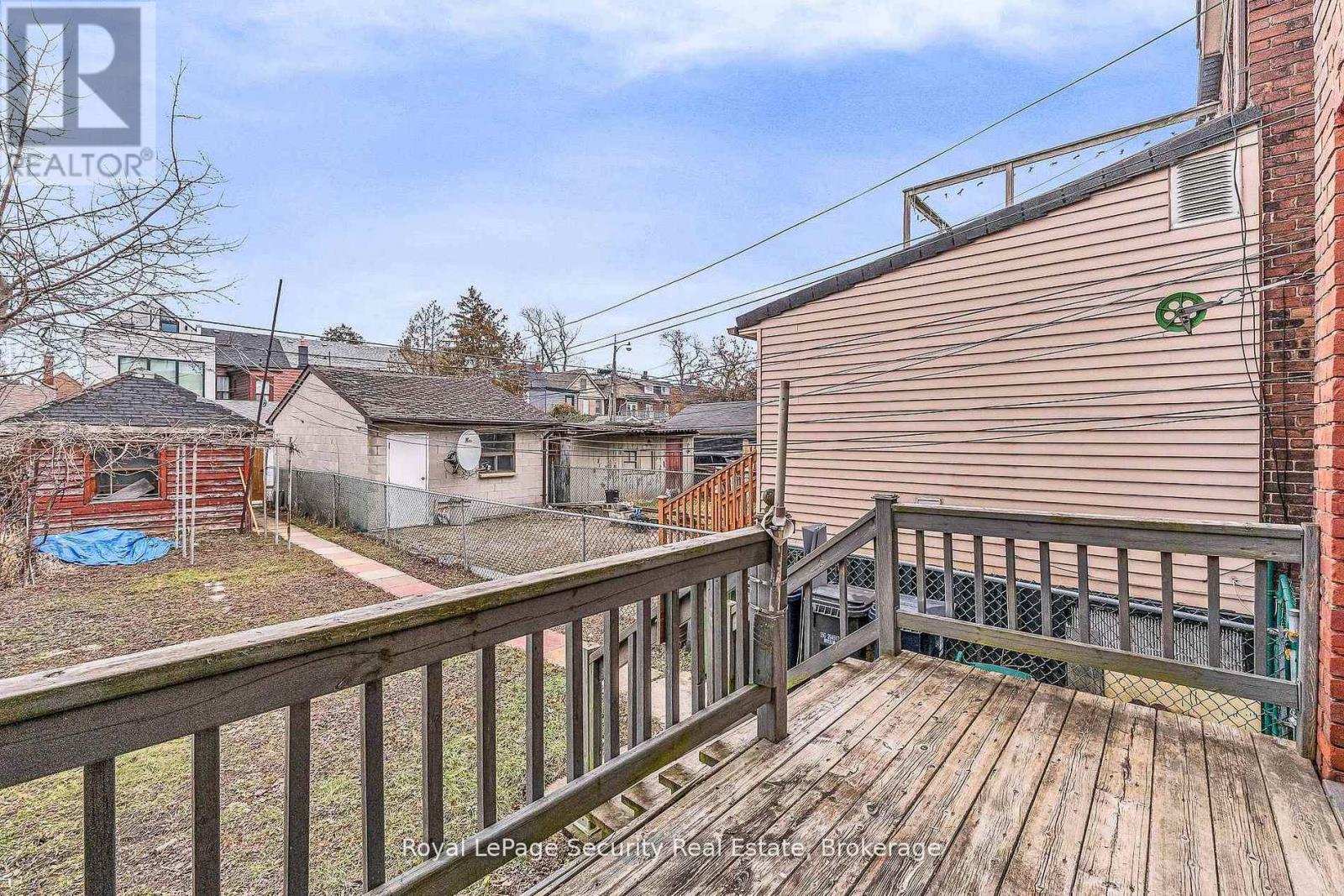 667 Ossington Avenue, Toronto (Palmerston-Little Italy), Ontario  M6G 3T6 - Photo 43 - C13664036
