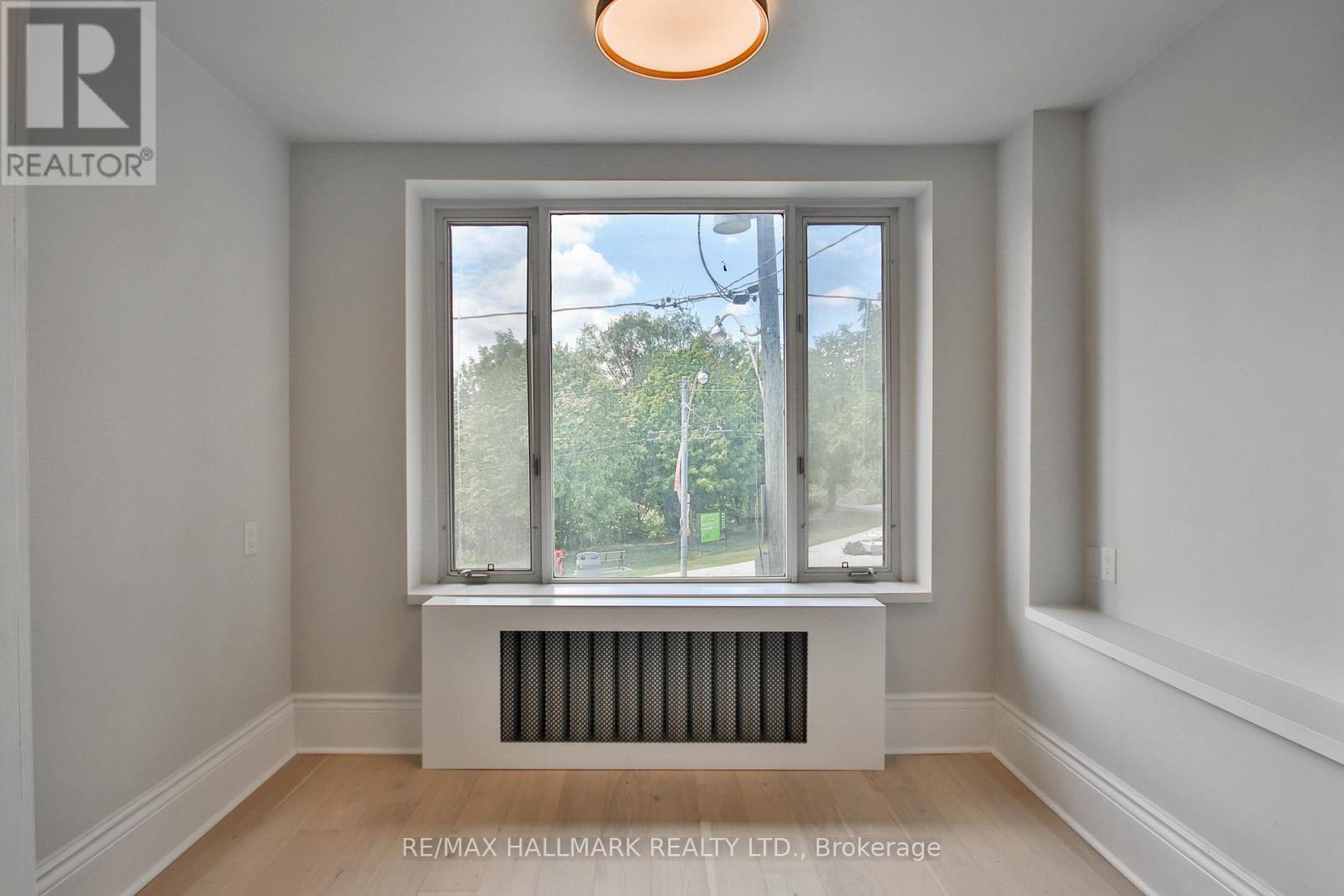 Main Fl - 639 Broadview Avenue, Toronto (North Riverdale), Ontario  M4K 2N9 - Photo 12 - E13663924