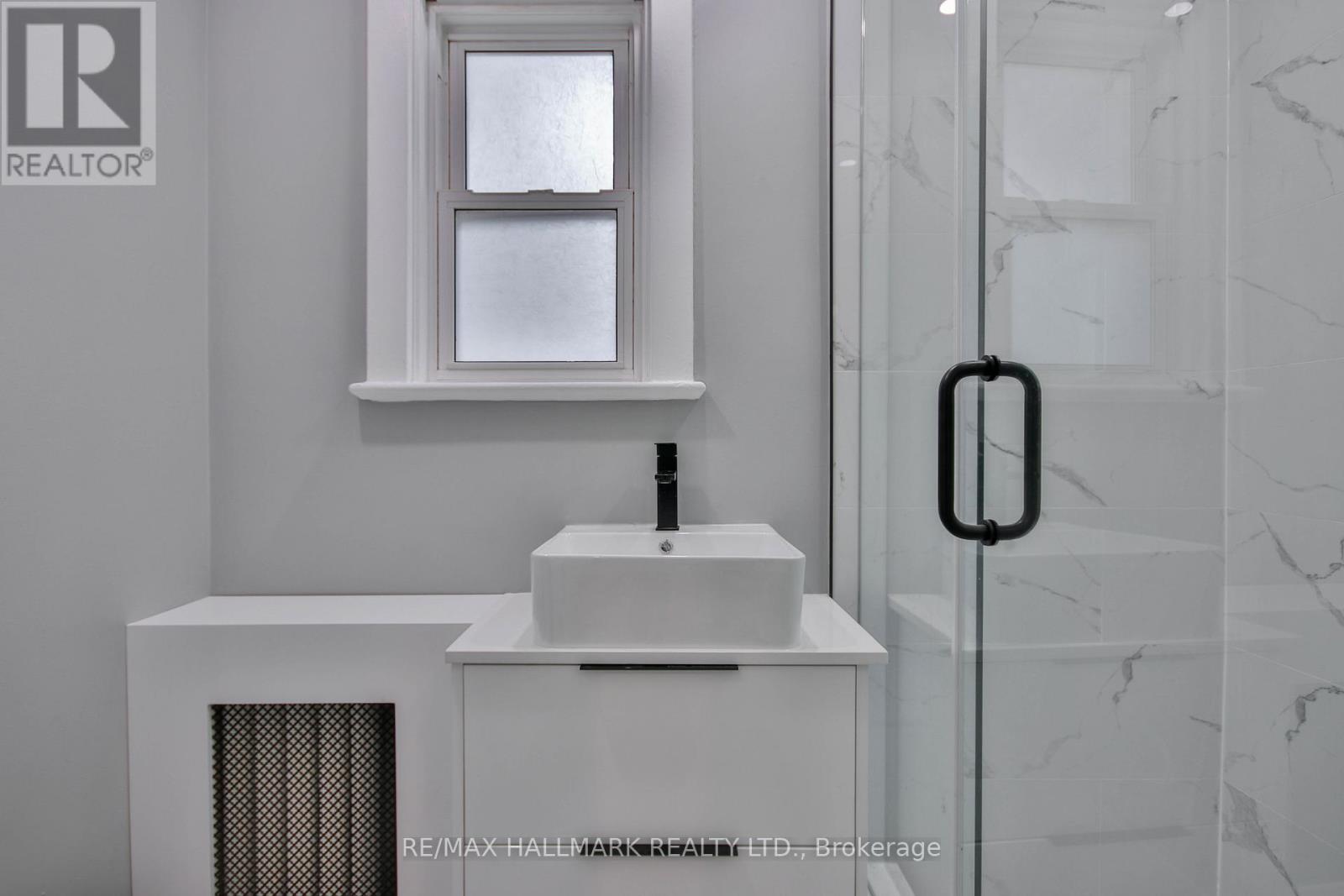 Main Fl - 639 Broadview Avenue, Toronto (North Riverdale), Ontario  M4K 2N9 - Photo 28 - E13663924