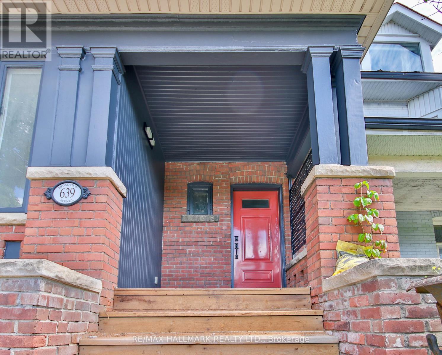 Main Fl - 639 Broadview Avenue, Toronto (North Riverdale), Ontario  M4K 2N9 - Photo 3 - E13663924