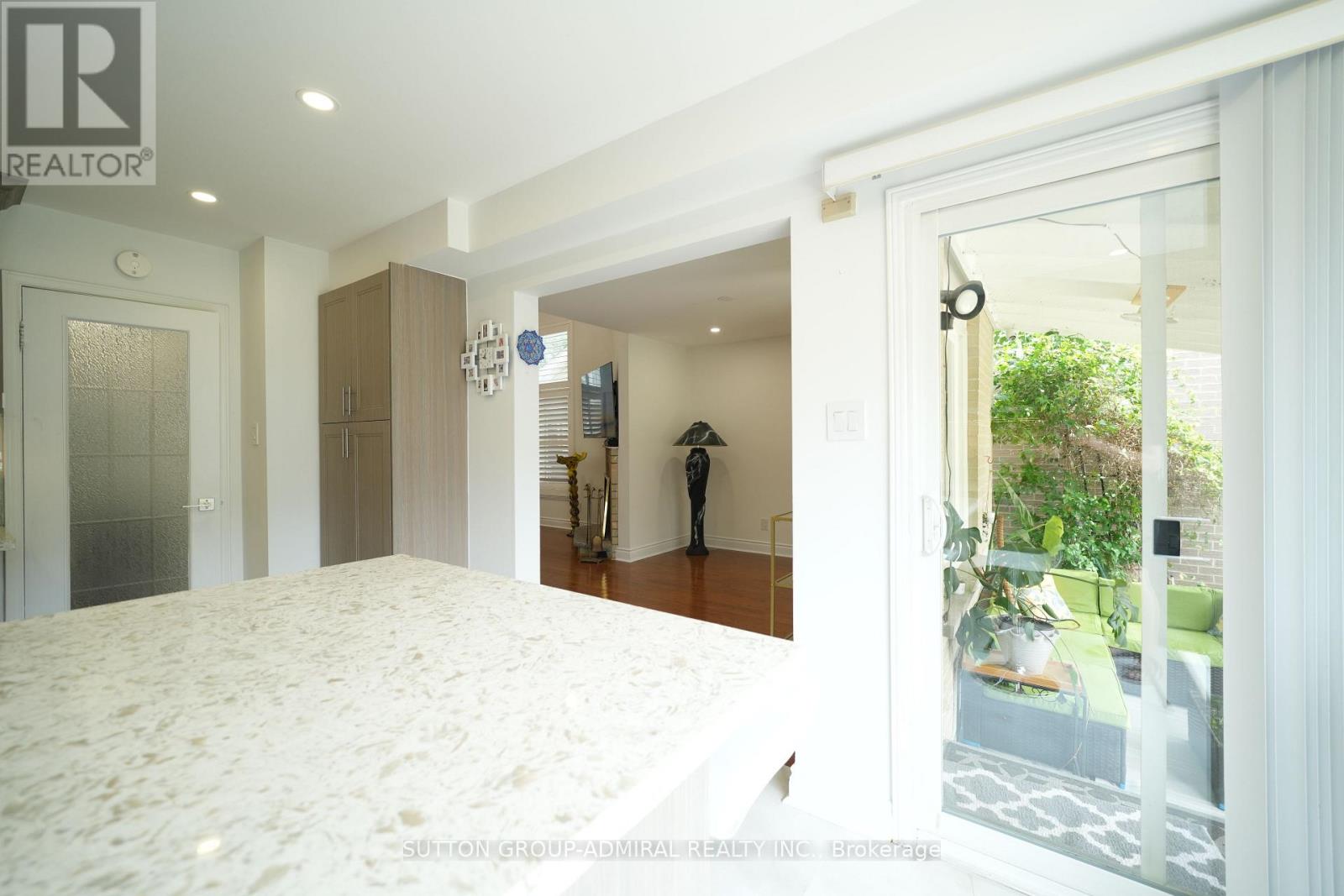 33 Wilderness Drive, Toronto, Ontario  M1V 3P4 - Photo 6 - E13664022