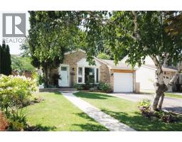 390 DRIFTWOOD Drive, Kitchener, Ontario