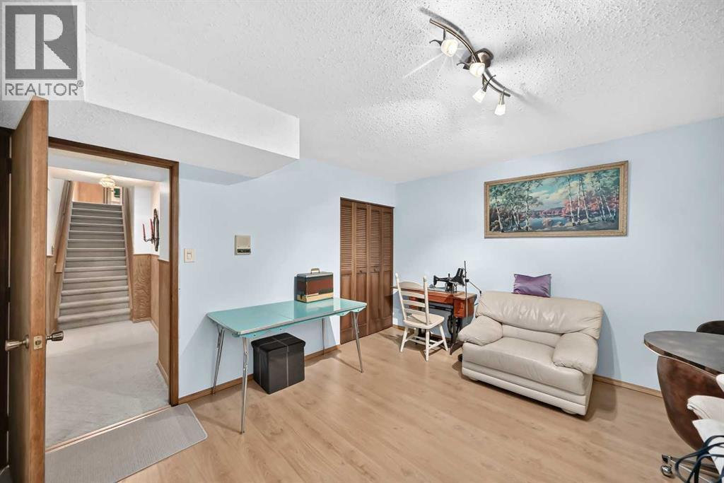 3407 50 Street Nw, Calgary, Alberta  T3A 0E3 - Photo 37 - A2322223
