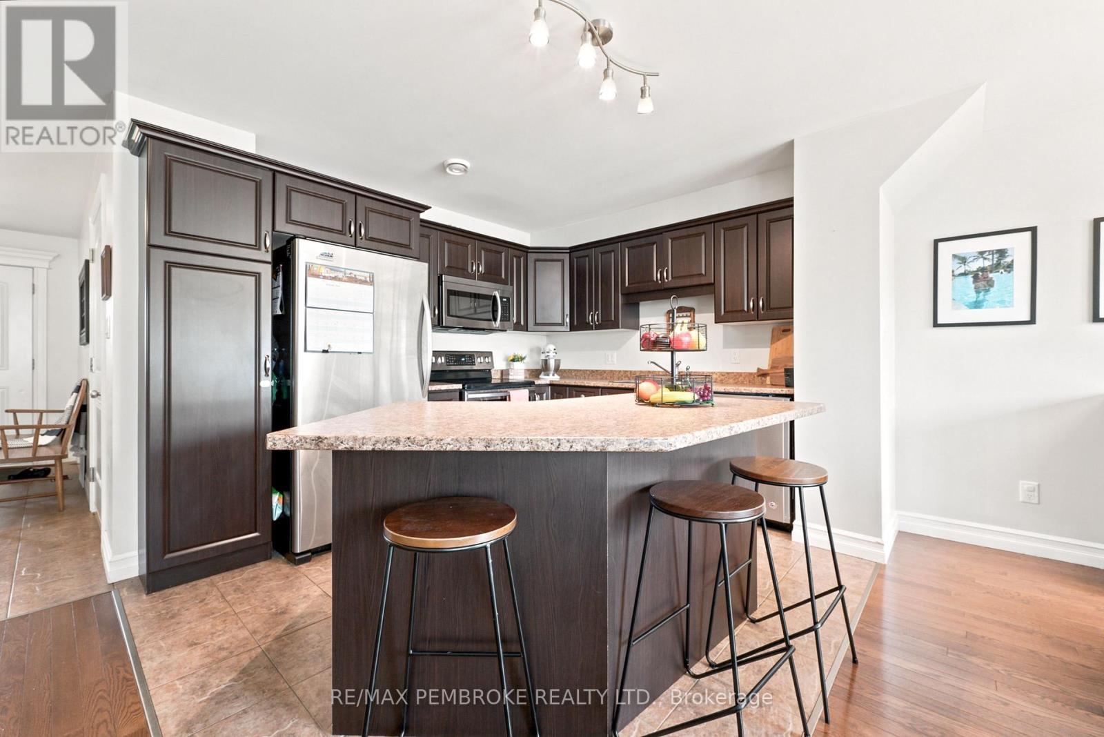 3003 Sandstone Crescent, Petawawa, Ontario  K8H 0B2 - Photo 20 - X13663810