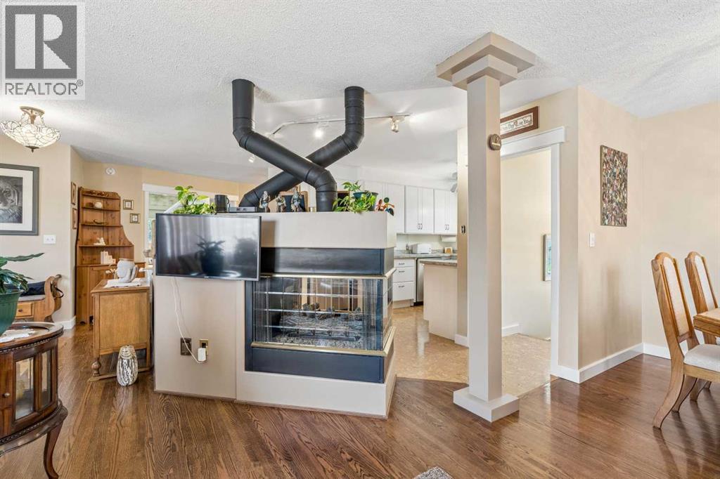 9403 Abbott Place Se, Calgary, Alberta  t2j 0z7 - Photo 8 - A2324085