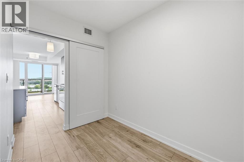 3200 Dakota Common Unit# B810, Burlington, Ontario  L7M 2A7 - Photo 18 - 40854242