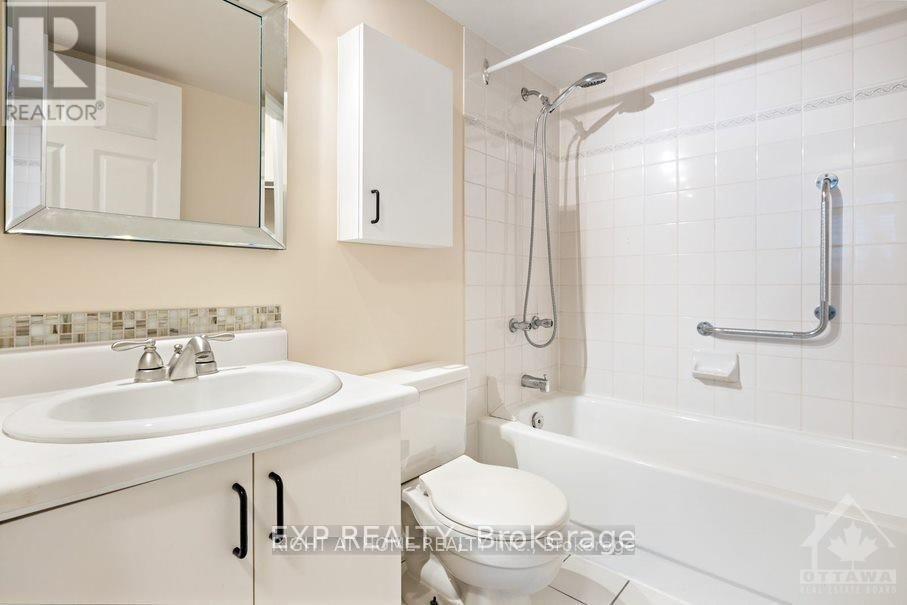 410 - 1440 Heron Road, Ottawa, Ontario  K1V 0X2 - Photo 15 - X13663898