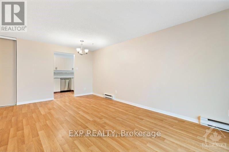 410 - 1440 Heron Road, Ottawa, Ontario  K1V 0X2 - Photo 9 - X13663898
