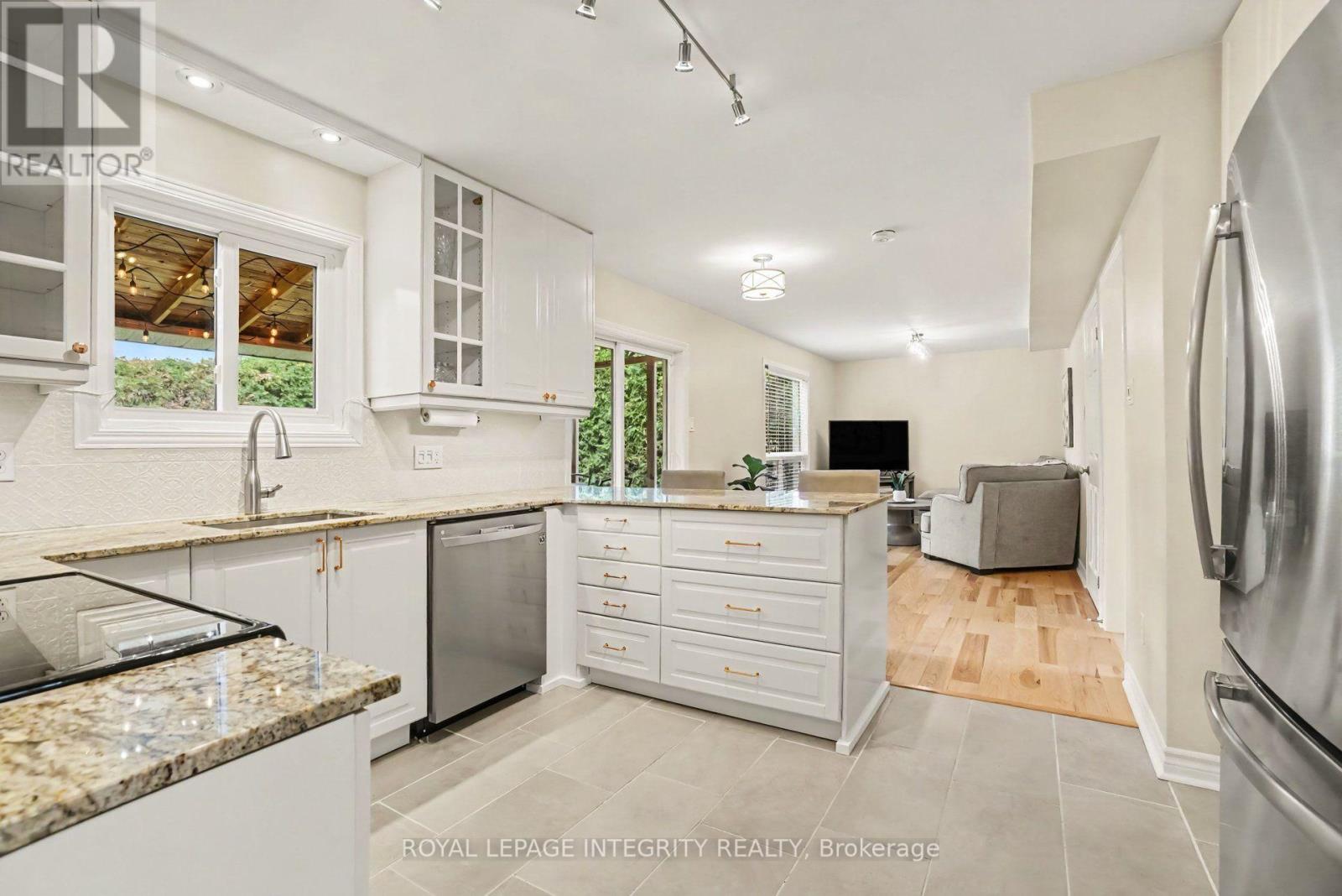 26 Randall James Drive, Ottawa, Ontario  K2S 1M4 - Photo 10 - X13663902